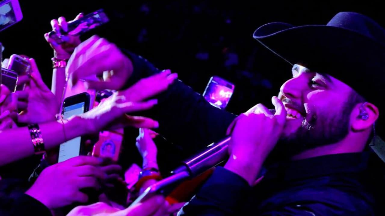 Gerardo Ortiz comienza su gira en Los Angeles