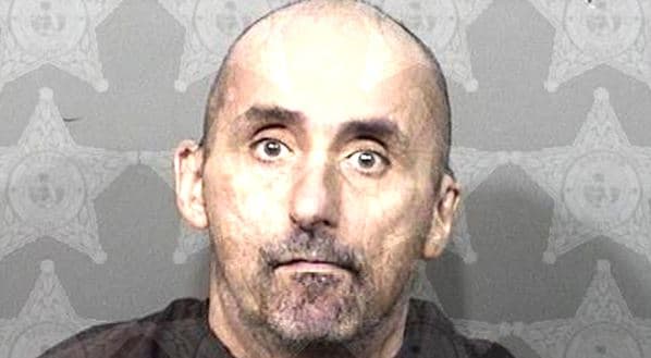 Un cuidador fue arrestado acusado de la muerte de un discapacitado en Titusville