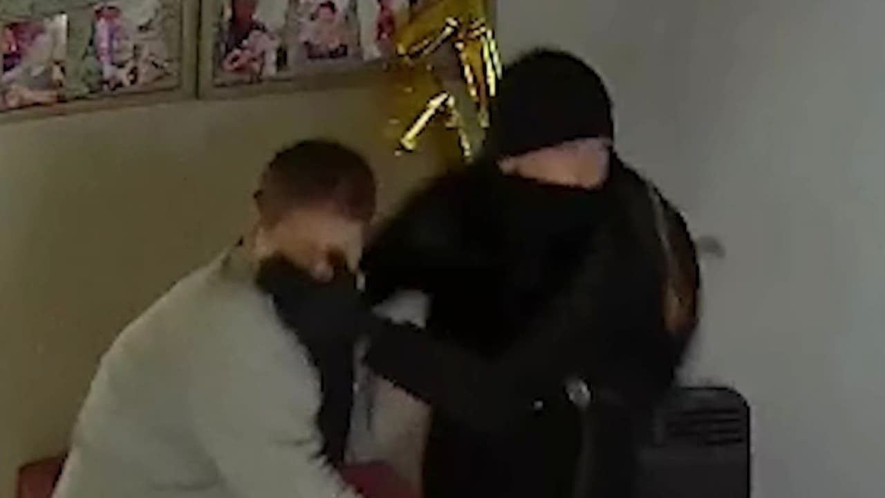 Pesadilla en Argentina: Tres delincuentes asaltan y agreden a una adulta mayor pese a que les dijo que no tenía dinero