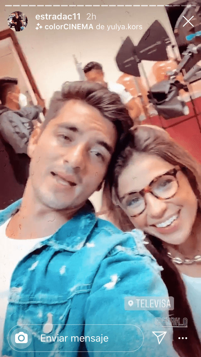 La separación duró unos cuantos días. El martes 4 de agosto, ella confirmó en
<b><a href="https://www.youtube.com/watch?v=rL5d-7E_i6U" target="_blank">Hoy</a></b> que retomaron el romance. "Hay que hacerle caso a lo que uno siente y ya. Lo he dicho, a mucha gente no le vas a dar gusto, pero no nos importa", dijo la actriz.
<br>