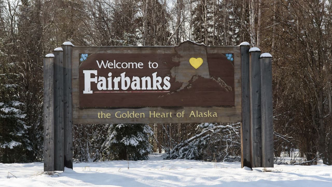 <h3 class="cms-H3-H3">9 Fairbanks, Alaska</h3>
<br>El humo de los incendios forestales y las estufas de leña contribuyen a la mala calidad del aire en la segunda ciudad más grande de Alaska.