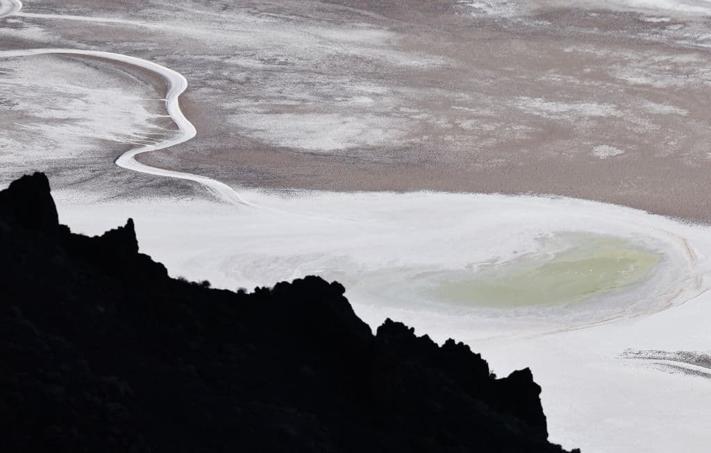 Parque nacional del Valle de la Muerte sorprende en su reapertura con un lago temporal