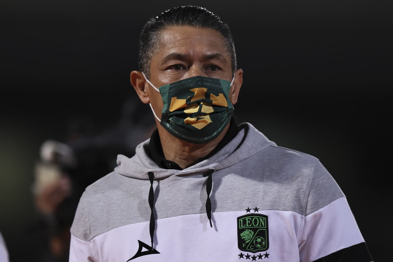 Hospitalizan de forma preventiva a Nacho Ambriz por COVID-19