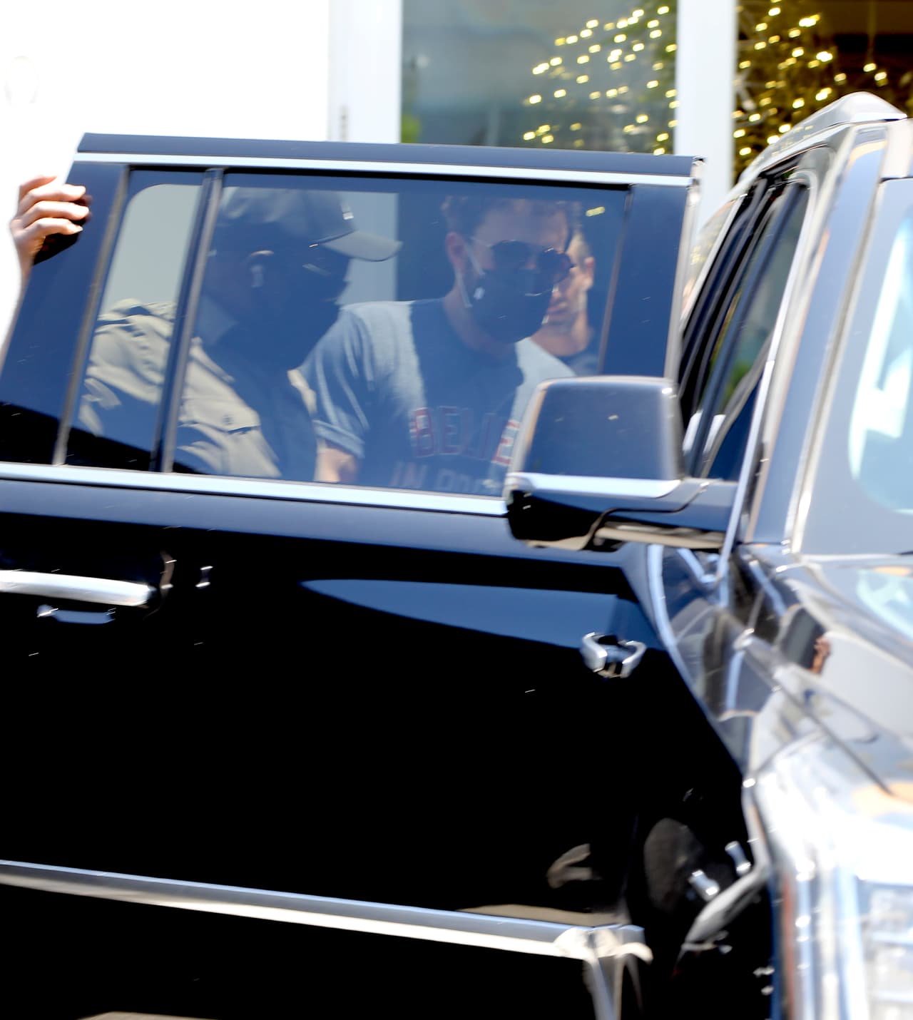 Ben Affleck acompañó a Jennifer López a que hiciera ejercicio el lunes por la mañana. 
<br>