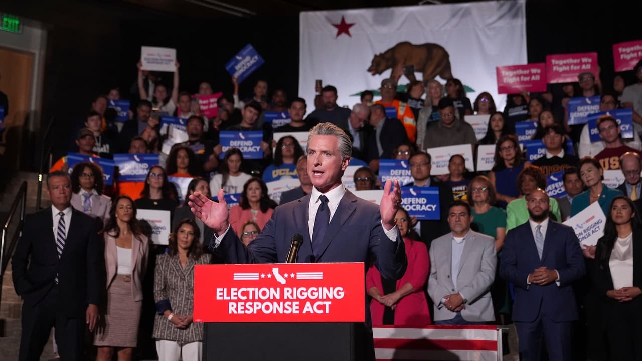 Newsom anuncia plan para rediseñar distritos de California y ganar cinco escaños en el Congreso
