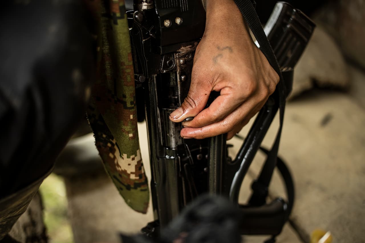 Limpieza obligada del armamento, una vez por día.