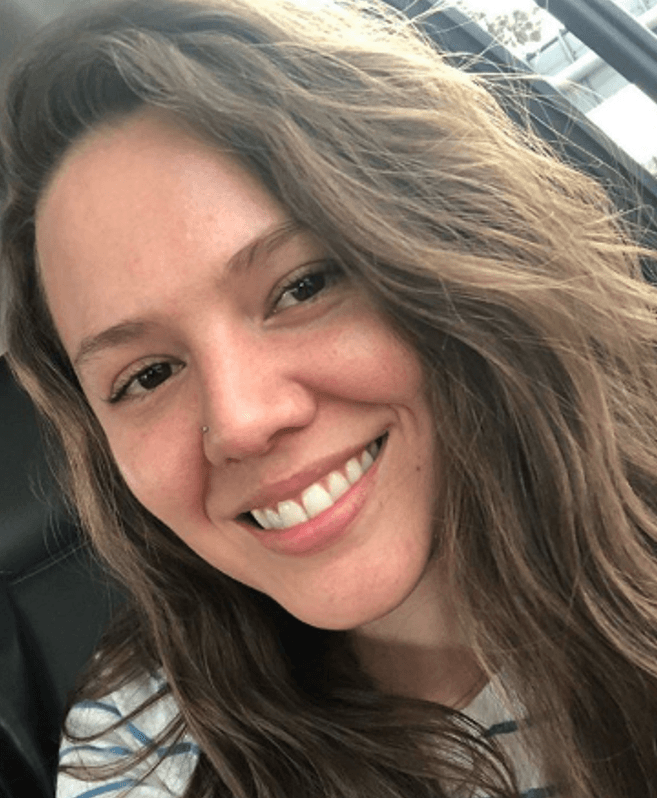 También lo hizo Joy Huerta, del dúo Jesse & Joy. "Sin filtros y sin maquillaje así #SoyYo. Mi querida Kany García enhorabuena y éxito con tu nuevo disco. Que linda iniciativa de olvidar filtros y nunca dejar de
<b><a href="https://www.univision.com/especiales/premio-lo-nuestro/joy-huerta-de-jesse-joy-nos-recordo-a-sofia-vergara-con-este-despampanante-look-fotos">mostrarnos tal como somos</a></b>", escribió.