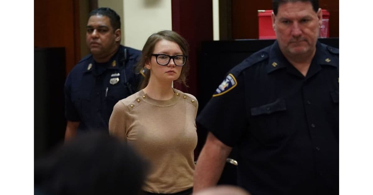Estafadora Anna Delvey en juzgados de Nueva York