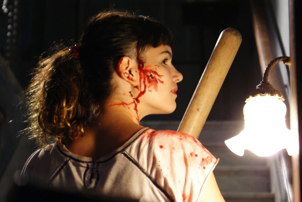 SUDOR FRÍOEsta cinta argentina de 2011 sigue a un chico en busca de su novia desaparecida - y la encuentra con dos tipos sádicos llenos de explosivos.