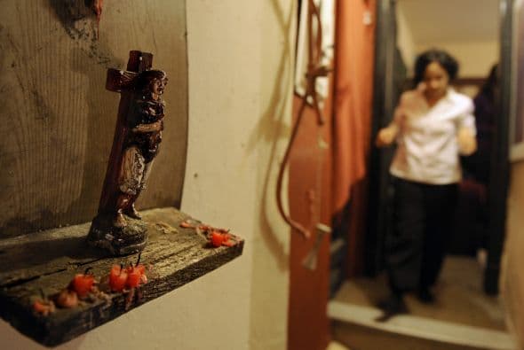 La capital argentina, de tres millones de habitantes, tiene una antigua tradición de teatro independiente, que se nutrió con las diferentes corrientes migratorias, pero en los últimos años resurgió con fuerza junto a la proliferación de las escuelas de formación de actores.