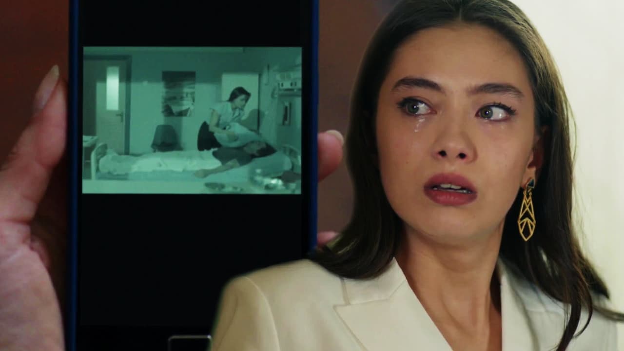 En medio del primer cumpleaños de su hija, Nihan recibió un video donde claramente se veía a Zeynep asesinando a Ozan. De inmediato Kemal supo que su futuro al lado de la mujer que amaba estaría arruinado, pero le juró desenmascarar a los verdaderos culpables.