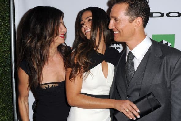 Bullock es vecina en Austin del también actor y ganador del Oscar Matthew McConaughey y de su esposa Camila Alves.