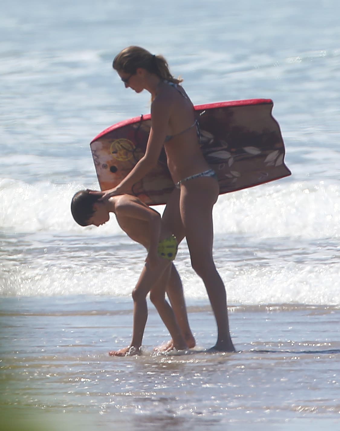 Benjamin hizo un poco de surf.