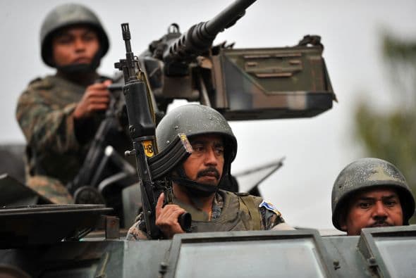 Guatemala, Honduras y El Salvador formarán una fuerza conjunta para enfrentar a los narcos mexicanos que operan en Centroamérica, de acuerdo con declaraciones del presidente guatemalteco Álvaro Colom.