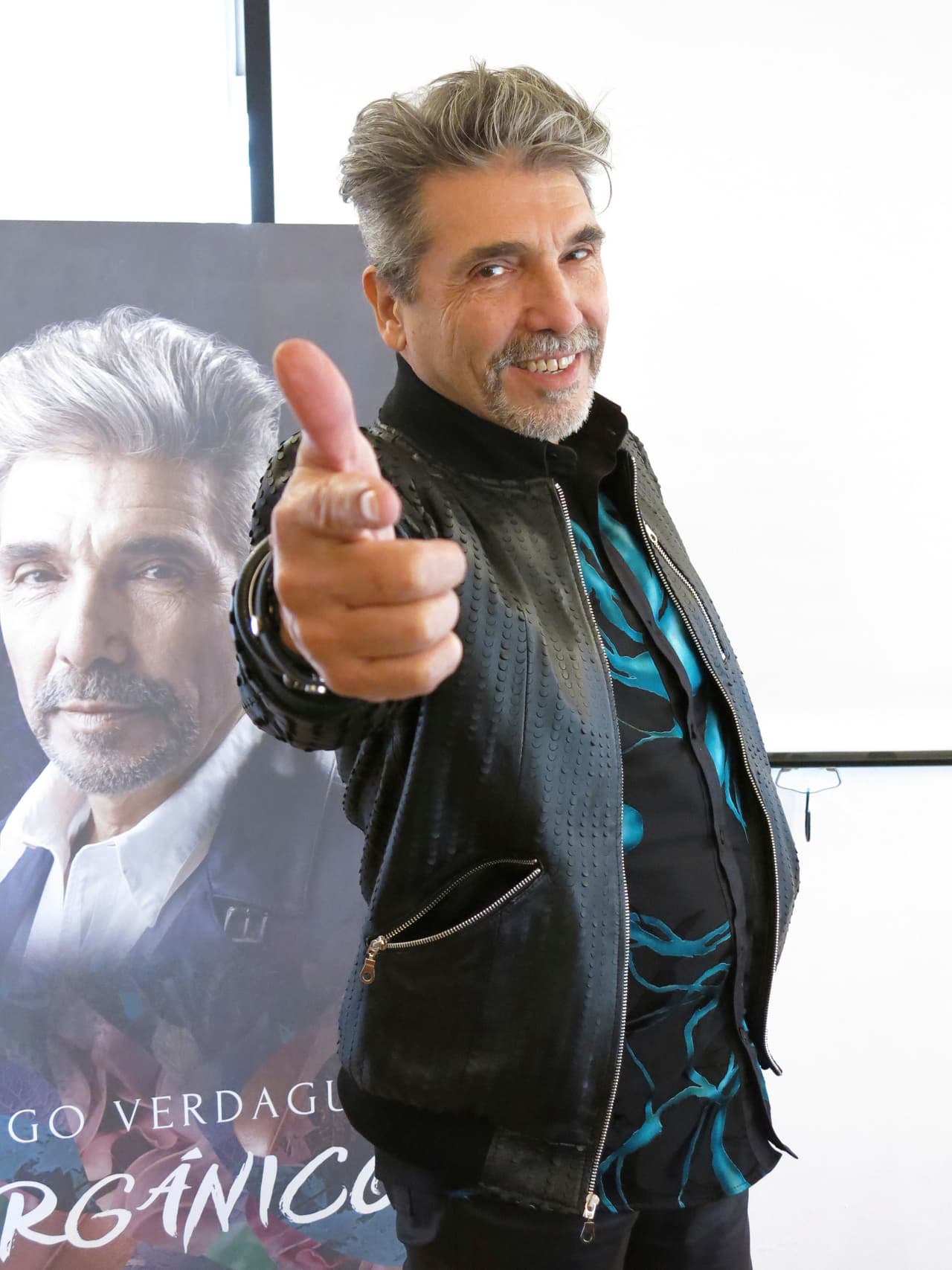 El intérprete de 'Volveré' reconoce que 
<b>Amanda ha sentido cierta desconfianza </b>por sus episodios de infidelidad del pasado.
<br>