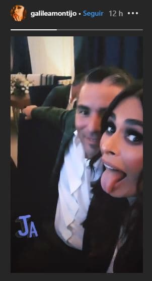 En sus historias de Instagram, compartió un pequeño video donde aparece acompañada de Fernando Reina durante la fiesta para celebrar la primera comunión. Con la música de Los Ángeles Azules de fondo, la estaban pasando fenomenal.