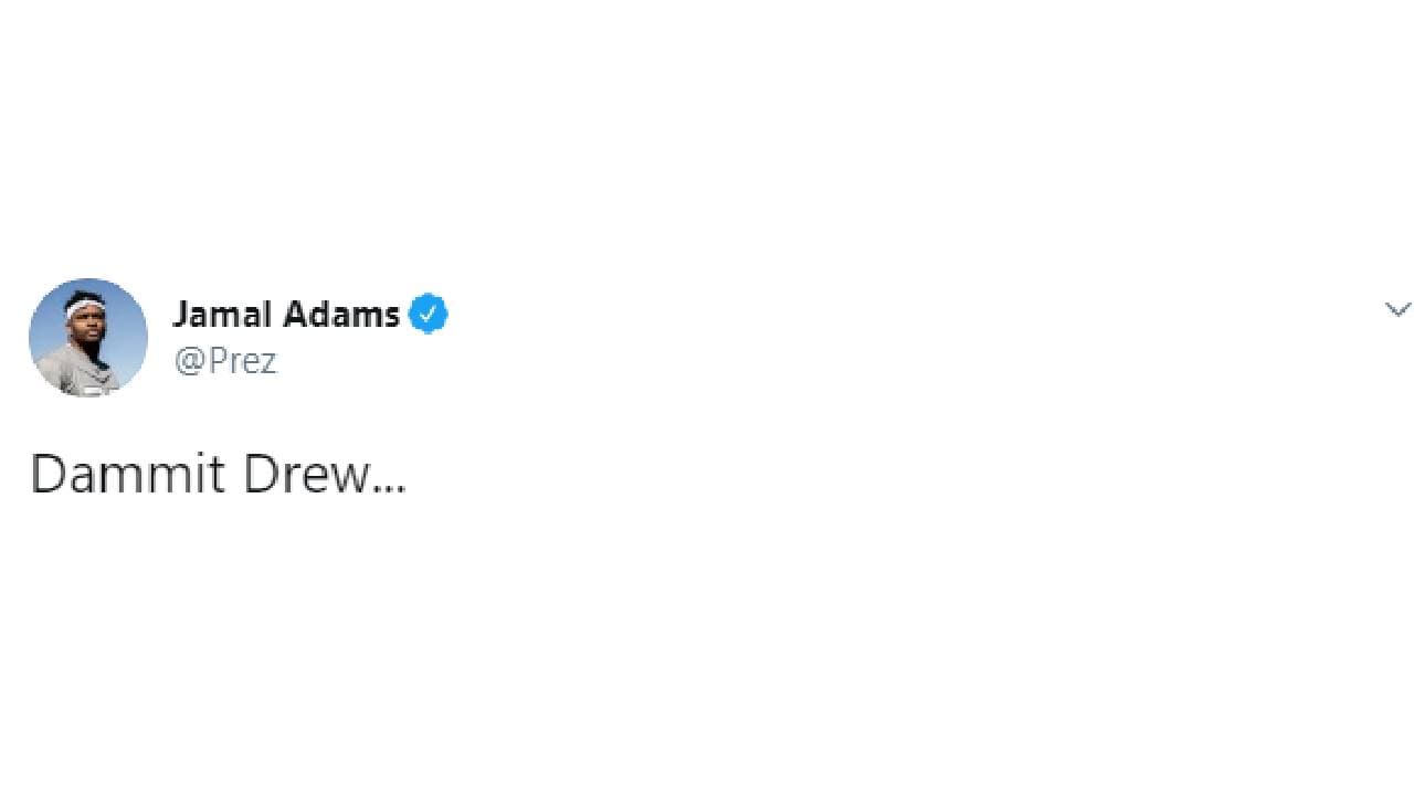 Así reaccionó el mundo ante lo que opina el QB sobre los jugadores que se hincan durante el himno de Estados Unidos.