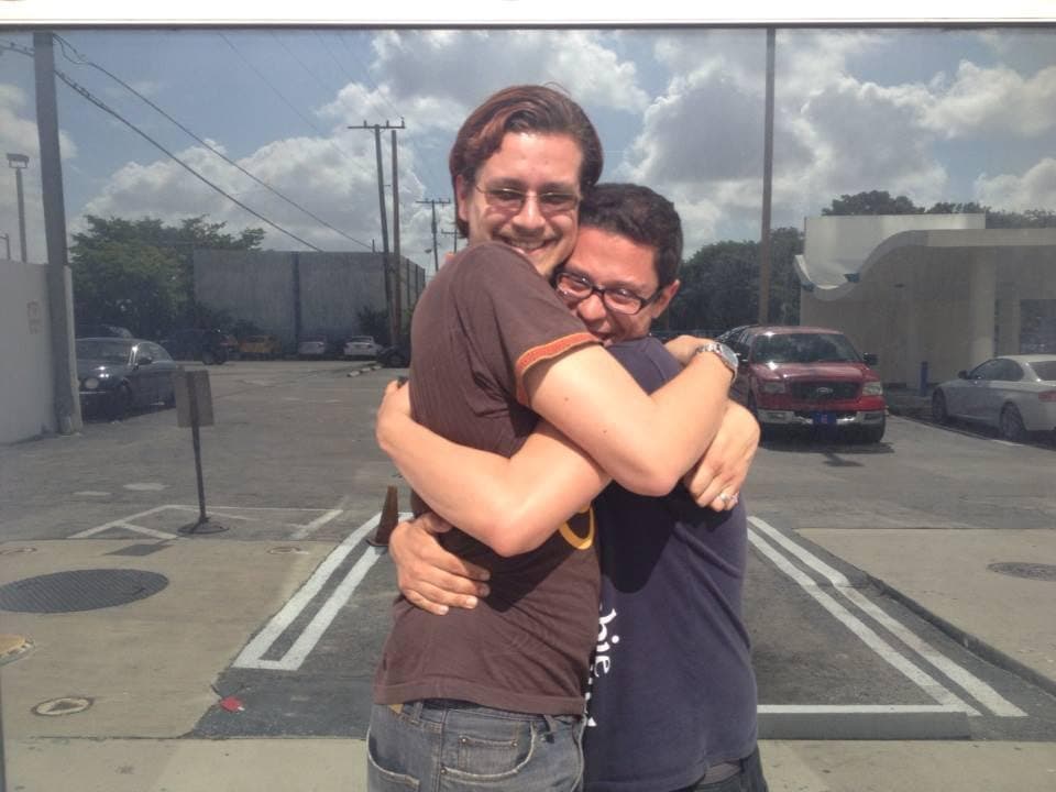 El momento "agridulce" de un joven inmigrante gay ante la decisión de la Corte Suprema