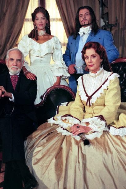 'Amor real' marcó un antes y un después en las telenovelas de época, y es que la familia 'Peñalver y Beristáin' estuvo envuelta en amor y traición, pues la ambición era el eje central en sus vidas.