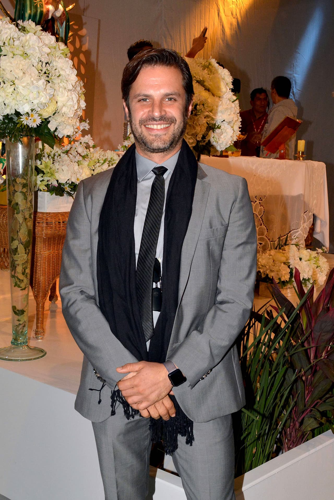 Uno de los posibles galanes de 'Madre sustituta' era 
<b><a href="http://www.univision.com/temas/mark-tacher">Mark Tacher</a></b>, pero esto no sucedió. ¿Te hubiera gustado ver a Mark y a Adriana como pareja?