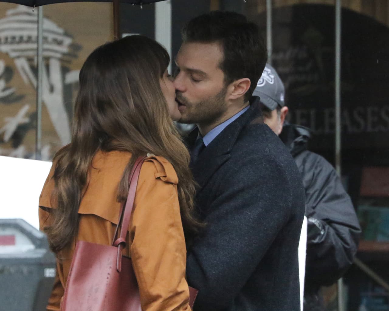 Y de inmediato comenzaron las escenas de pasión.