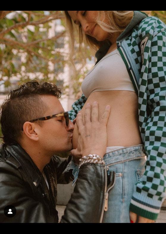 Fue a finales de abril pasado cuando Mau Montaner reveló en Instagram que se convertiría en padre por primera ocasión. 
<br>