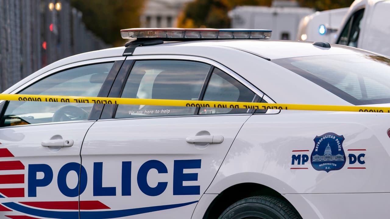 Hallan muerto y quemado a un hombre en su apartamento en Logan Circle; estaba atado