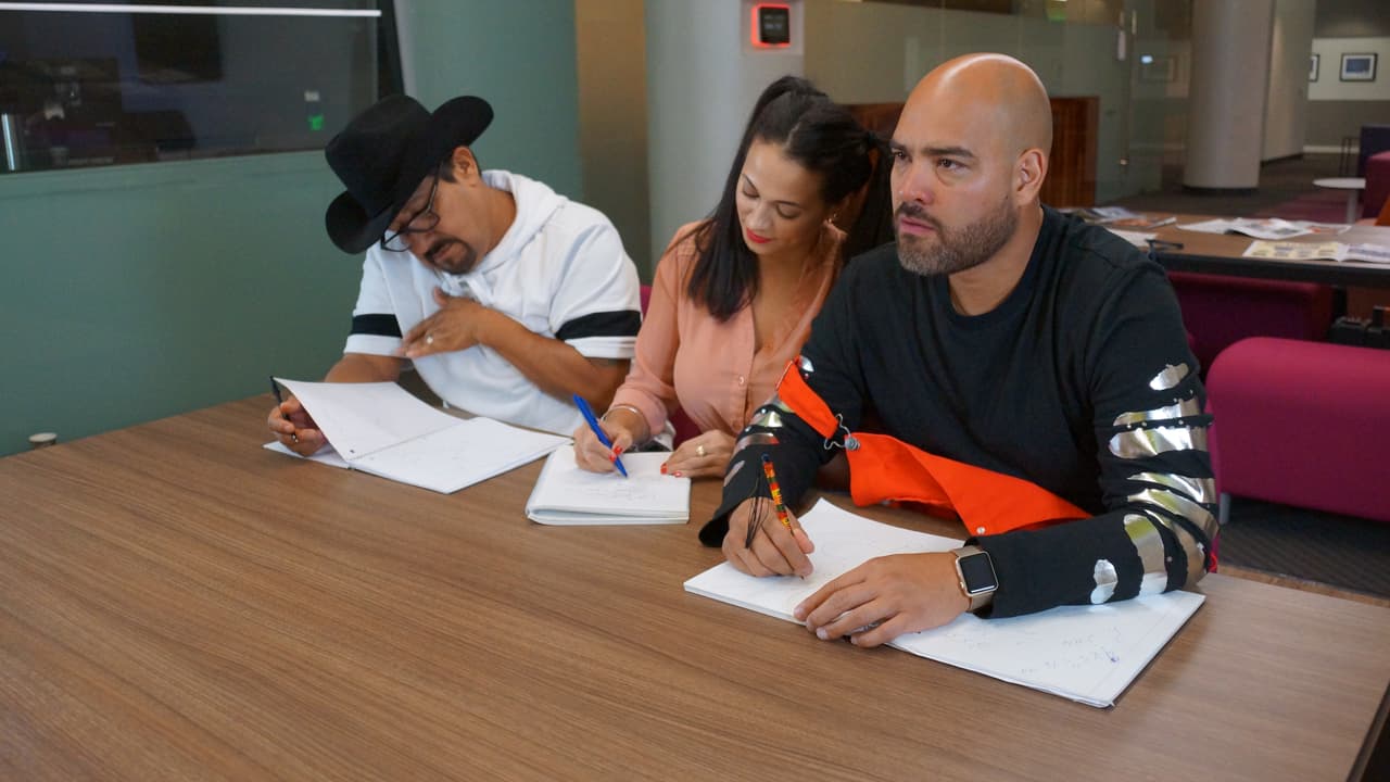 En fotos: como niños El Bueno, La Mala y El Feo volvieron a la escuela