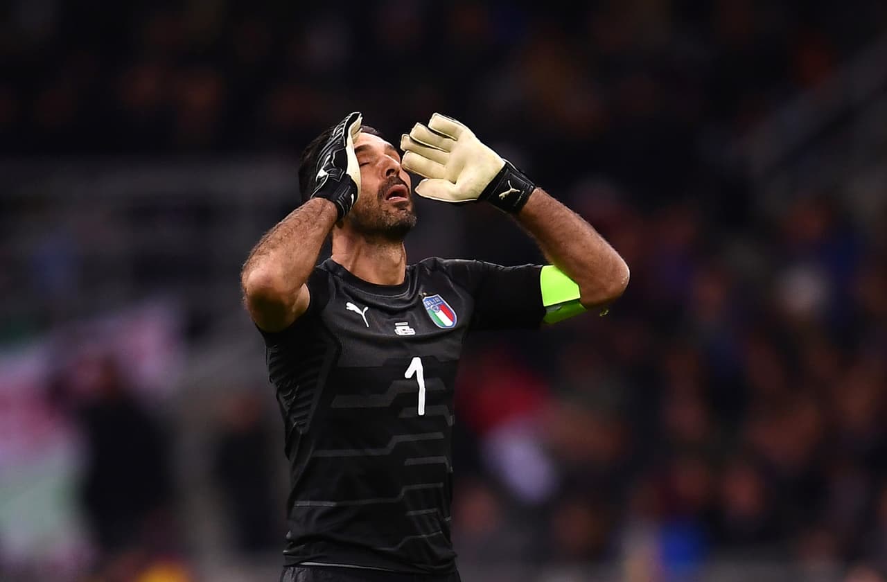 Italia- UEFA: Gianluigi Buffon es el gran ausente del Mundial. El mejor arquero del mundo en la actualidad y quien iba por un récord de participaciones resignó sus posibilidades.