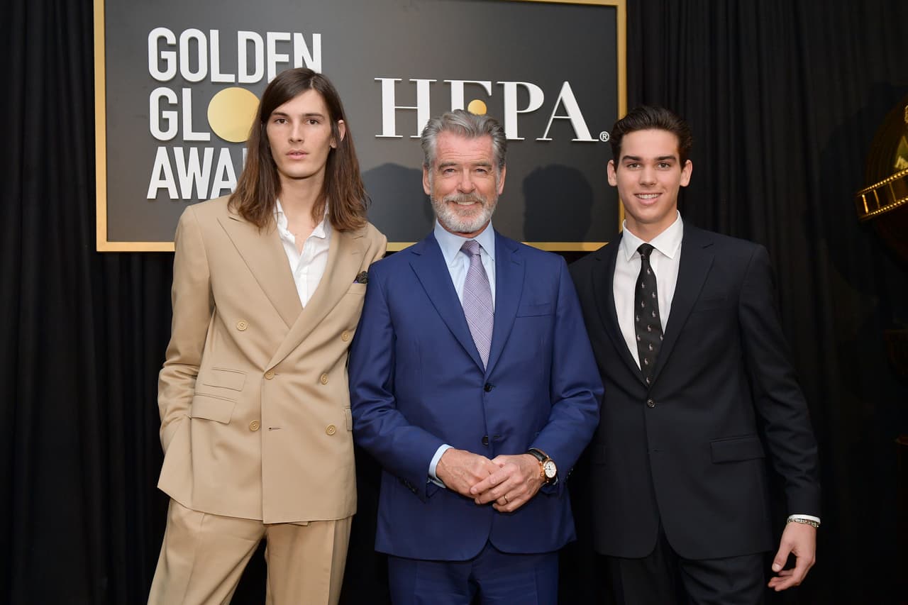 Pierce Brosnan y sus hijos Dylan y Paris