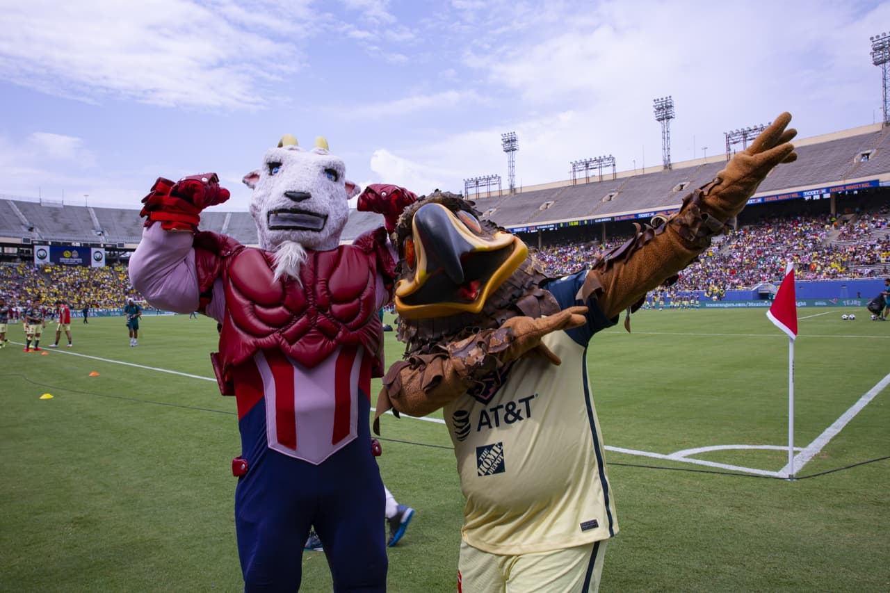América y Chivas se enfrentaron en el Cotton Bowl en una ‘amistosa’ edición del clásico que tuvo emociones, gran ambiente en la tribuna y a las Águilas como el triunfador del partido por la fecha FIFA de septiembre.