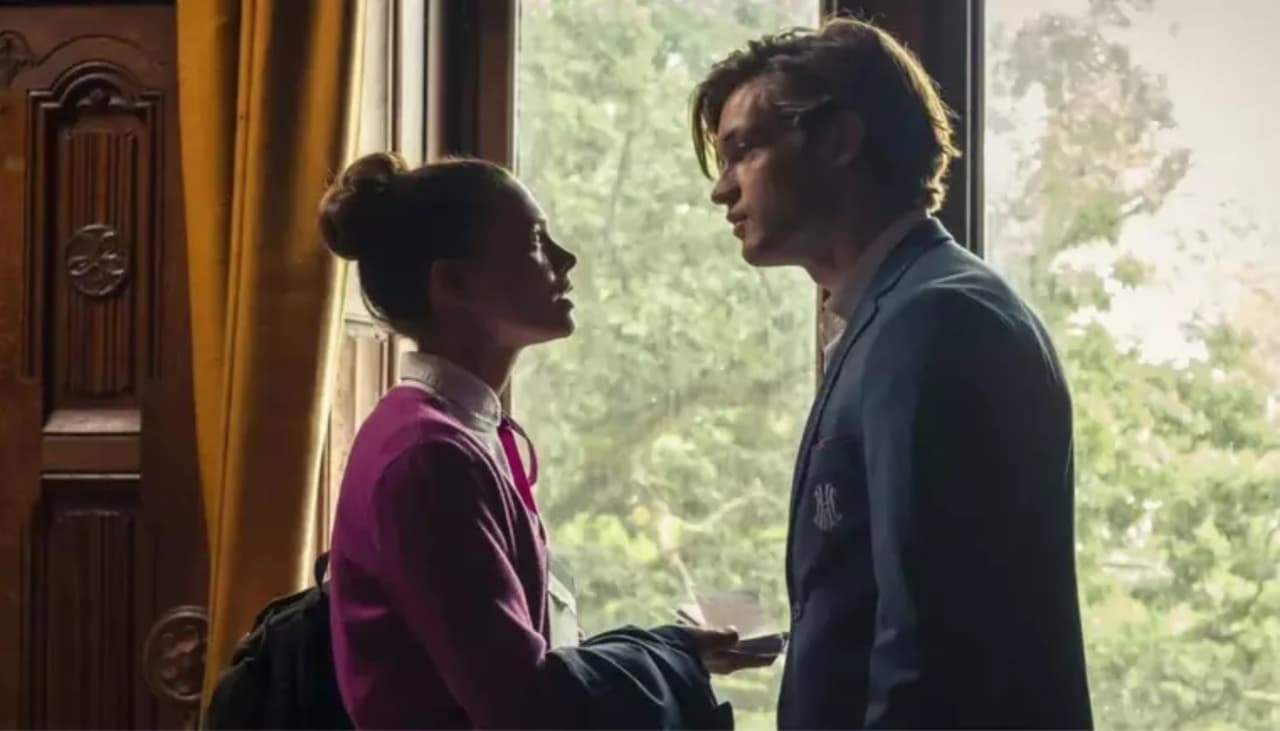 "Maxton Hall" vai ter segunda temporada? Série é líder de audiência no Prime Video