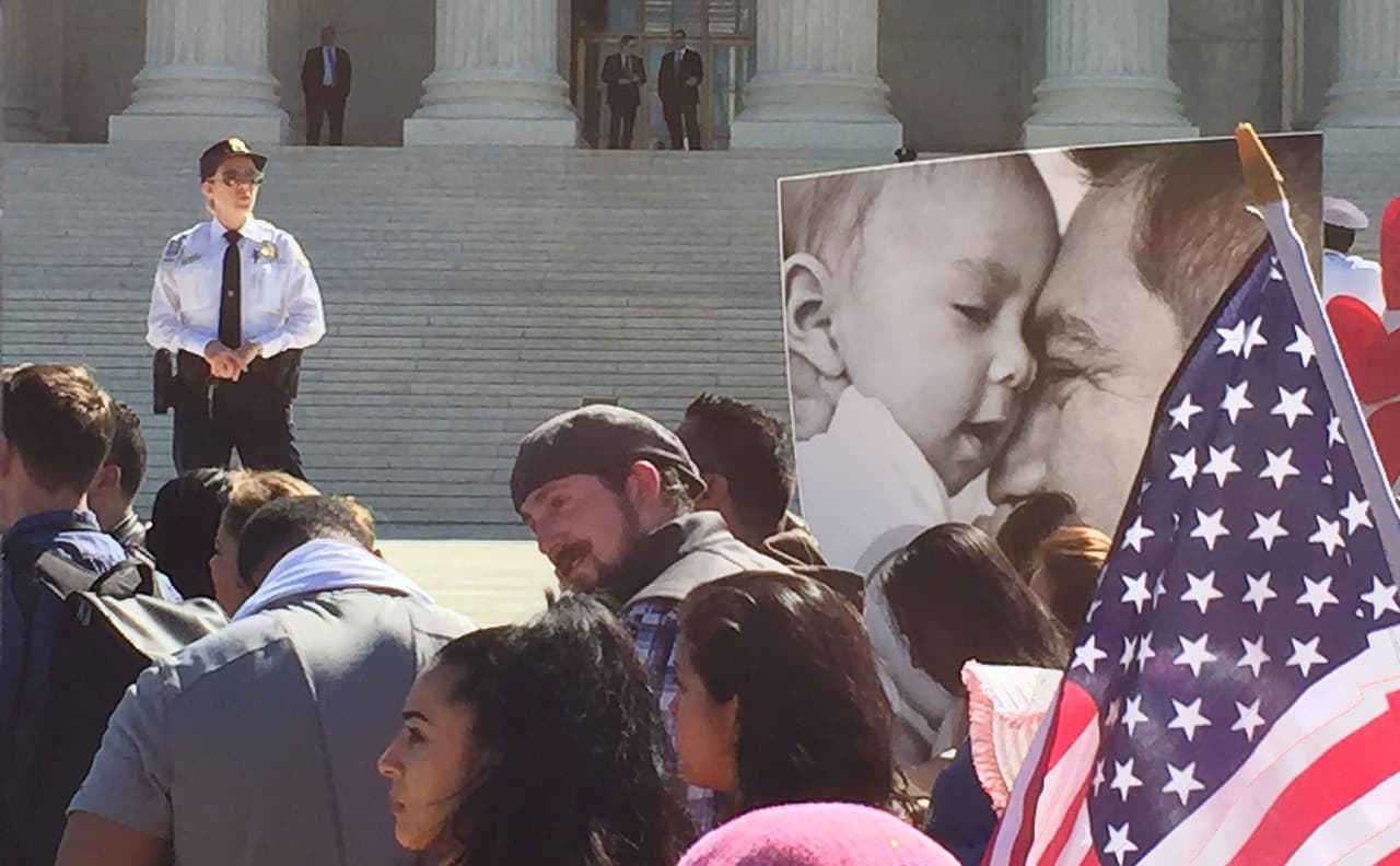 Comunidad inmigrante se prepara para fallo inminente sobre la Acción Ejecutiva