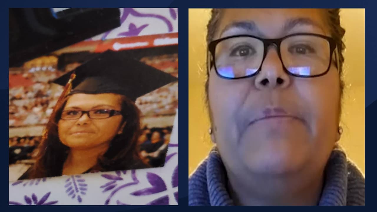 “No es solo educar con palabras, sino con hechos”, dice madre soltera que regresó a la universidad a los 44 años