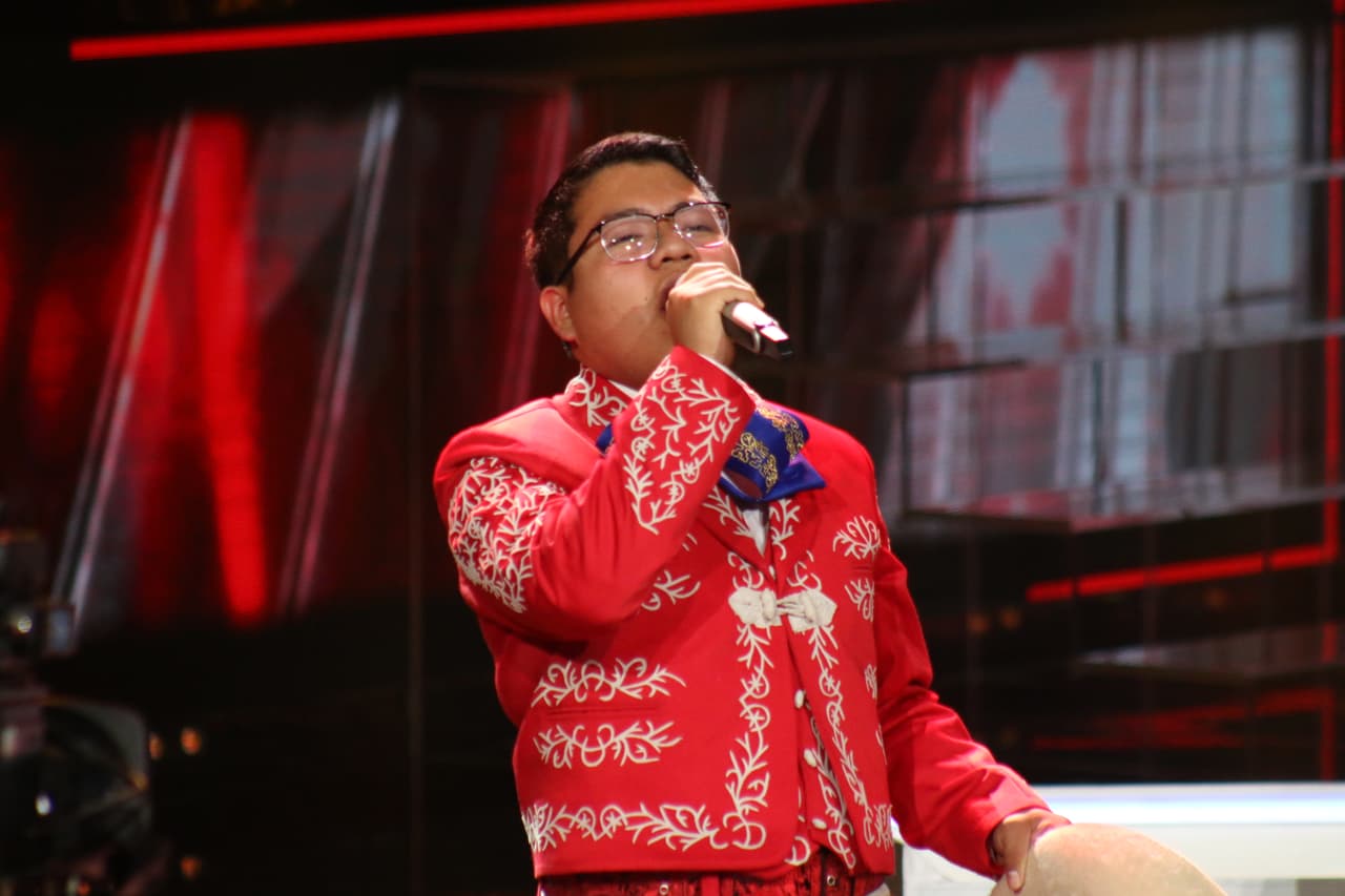 Mira de nuevo 
<b><a href="https://www.univision.com/shows/pequenos-gigantes/miguel-angel-y-anyelique-el-dueto-que-hizo-llorar-a-bianca-marroquin-video">esta presentación</a></b> que hasta hizo llorar a Bianca Marroquín.