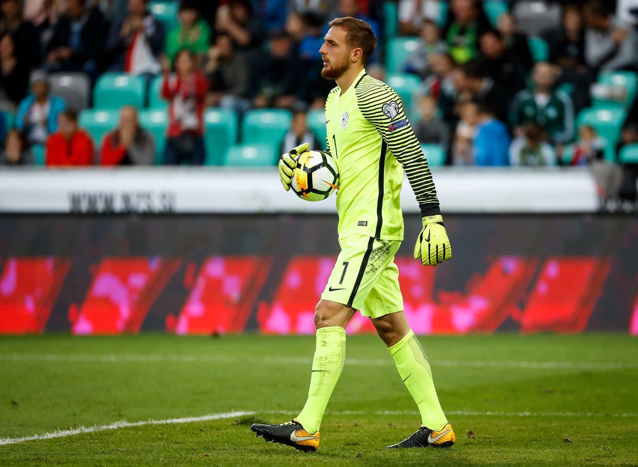 A pesar del posible interés de PSG por Oblak, los directivos de Atlético de Madrid aseguraron que tienen todo el interés por mantener al arquero esloveno en sus filas.