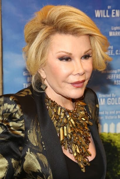 "Estoy tan triste por la muerte de Robin Williams. Él era un talento increíble, un hombre que da, un cómico genial y un actor extraordinario "- Joan Rivers.