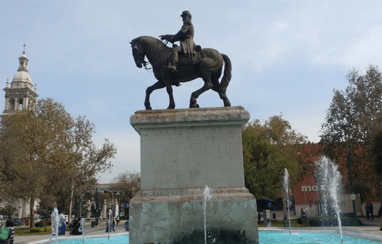 Nuevo León reportó sus últimas con 101.064 casos y 6,204 muertes mientras que las autoridades de salud de Jalisco reportaron un total de 65,690 contagios hasta el lunes y 7,891 muertes.
<br>