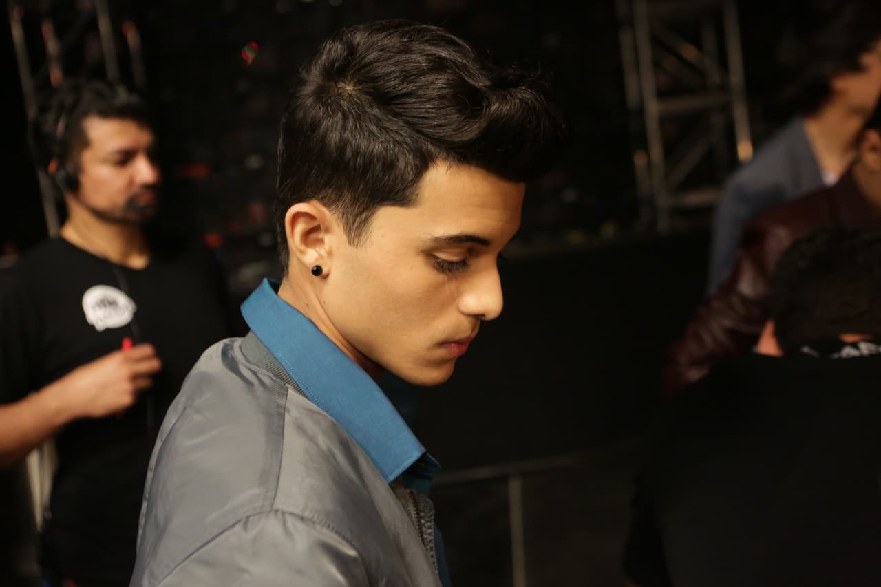 Te llevamos en exclusiva detrás del primer show de La Banda LIVE. We take you behind the scenes.