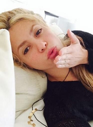 Mover las caderas es su especialidad, pero eso no es todo lo que hace la colombiana.