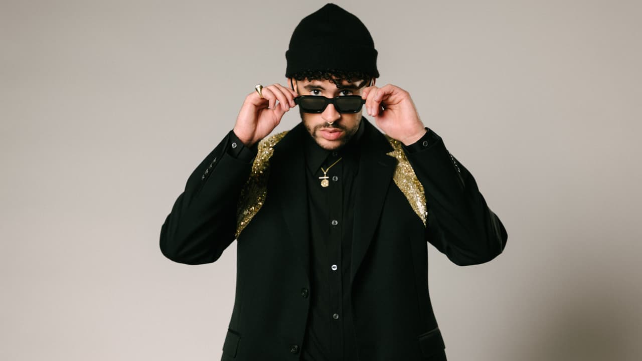 <h3 class="cms-H3-H3"><b>Bad Bunny</b></h3>
<b> </b>
<br>
<b>9 nominaciones</b>
<br>Artista Premio Lo Nuestro Del Año
<br>Álbum Del Año
<br>Canción Del Año
<br>La Mezcla Perfecta Del Año 
<br>Artista Masculino Del Año
<br>Canción Del Año – Urbano
<br>Colaboración Del Año – Urbano (2 veces)
<br>Álbum Del Año – Urbano 
<br>