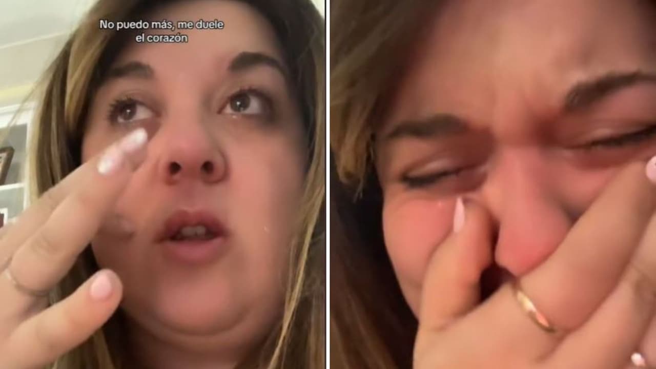 Mujer llora con ofrendas mexicanas para perritos.