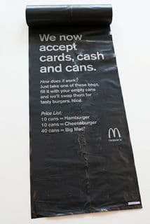 McDonald's acepta efectivo, tarjetas de crédito y latas vacías