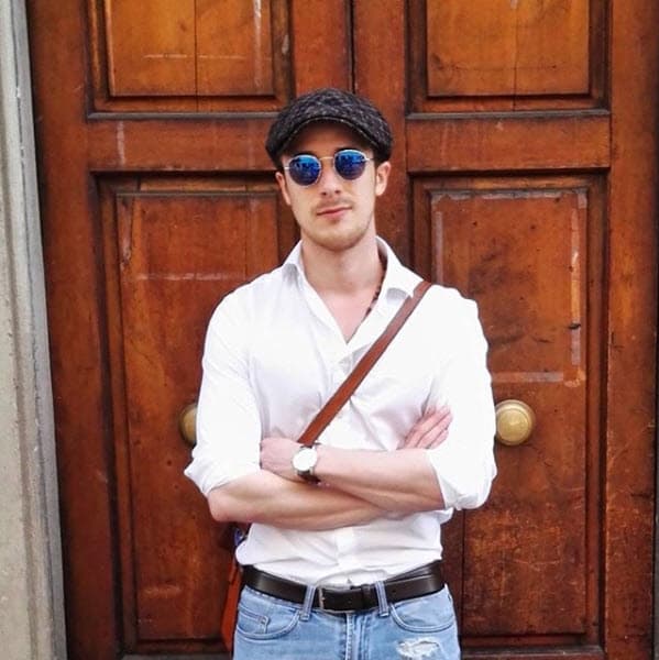 Se trata del alemán Johannes Laschet, quien es bloguero y escribe sobre moda para hombres.