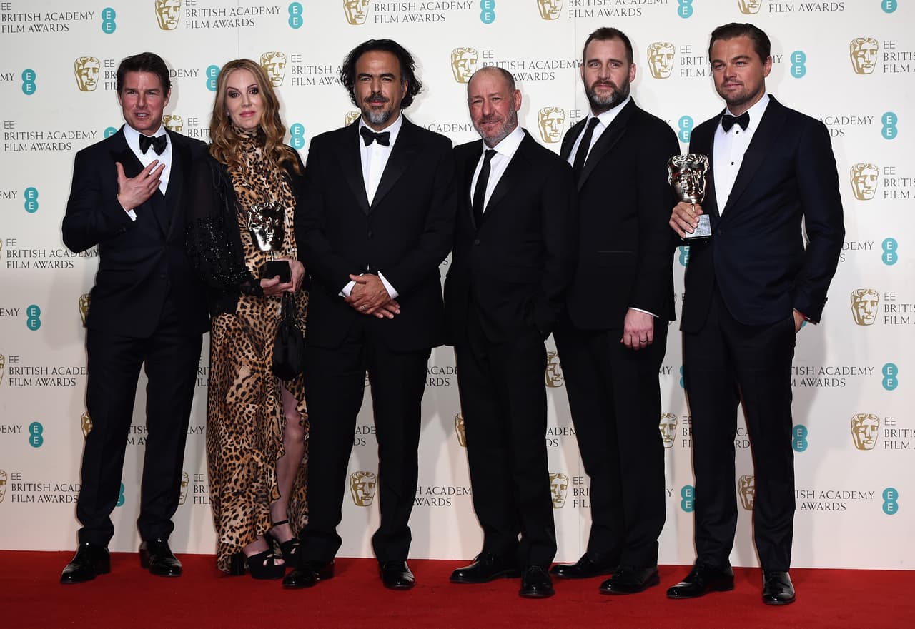 Por las mismas condiciones climatológicas, se tuvieron que diseñar zapatos especiales para poder pasar tantas horas en las extremas temperaturas.