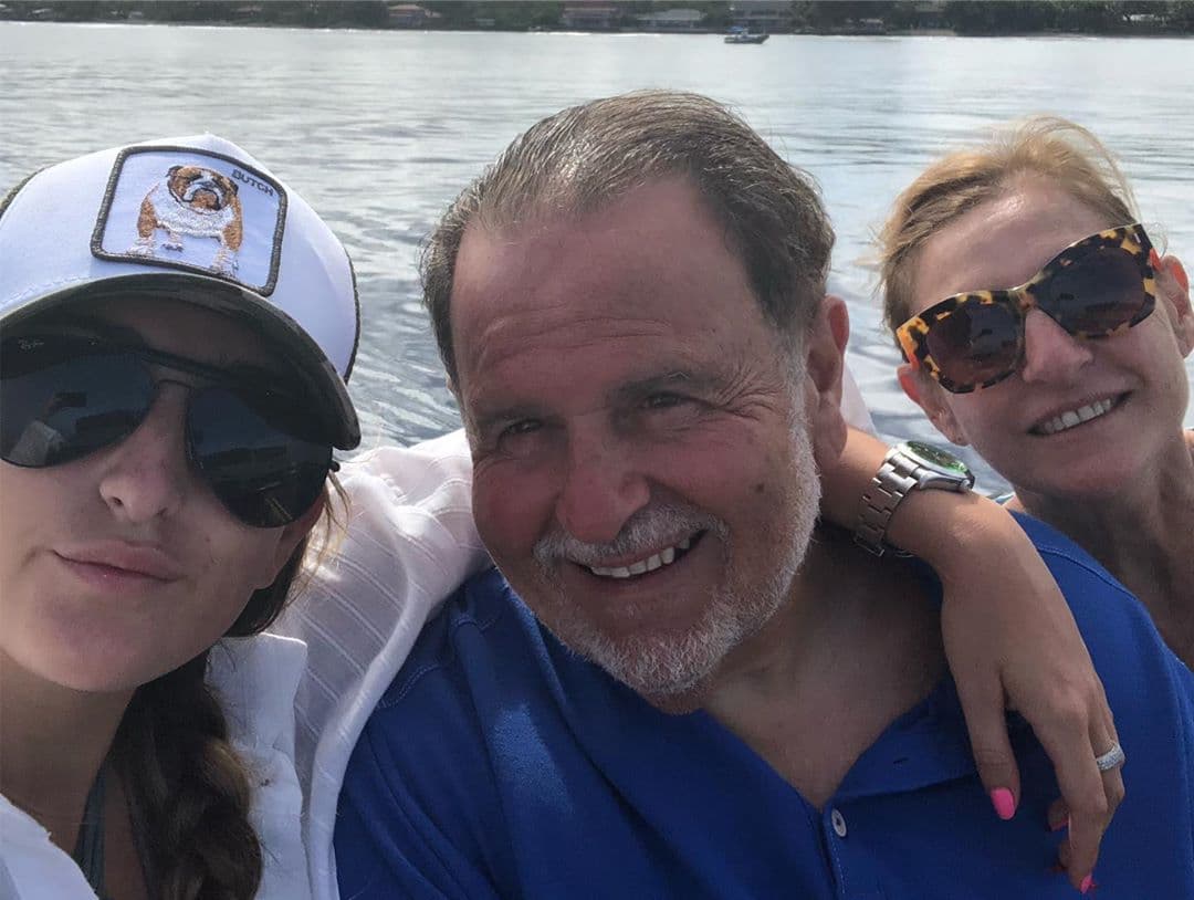 Sin embargo, lo que ha llamado la atención en esta ocasión, no es la comida sino lo mucho que ha crecido Mia.