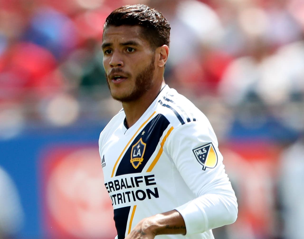 Ilusionado con Rusia, Jonathan dos Santos quiere vencer primero en el Caliclásico antes de reportar con México