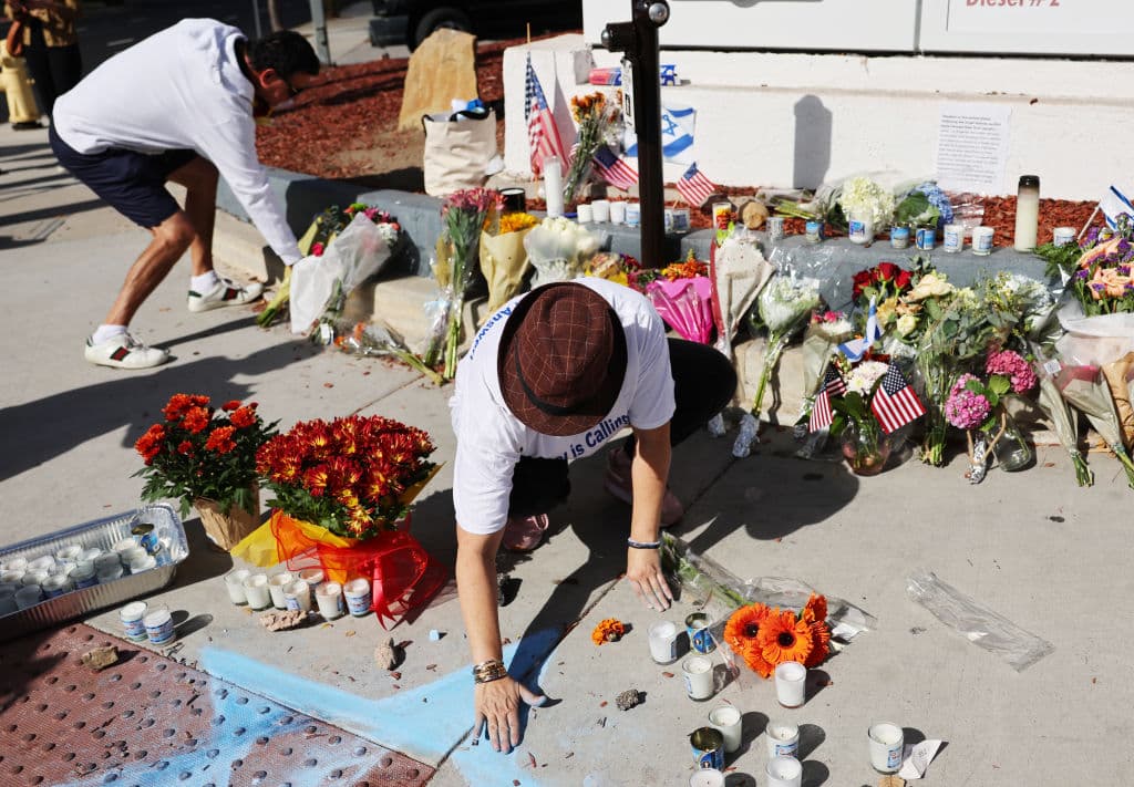 La libre expresión es un derecho protegido por la Constitución de los Estados Unidos, de manera que nadie debe temer a la muerte por formar parte de una manifestación de apoyo a Israel o a Palestina.