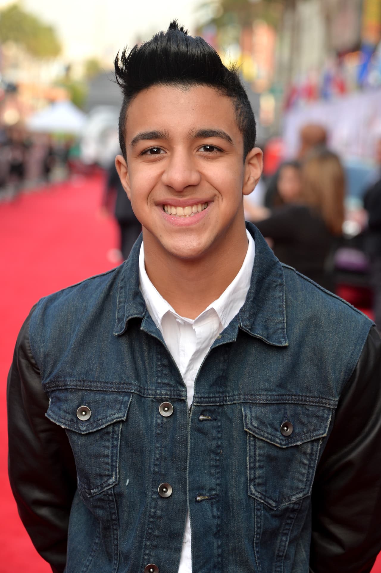 Miguelito arrancó my joven en la música y ahora es que le queda carrera por delante.