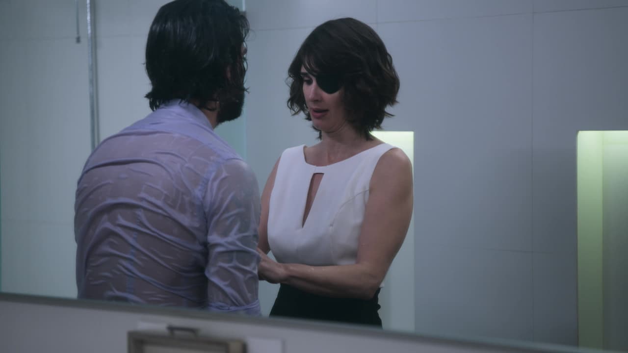 Sin avisar, hasta ahí llegó Catalina por él, lo que provocó una pelea entre madre e hijo.